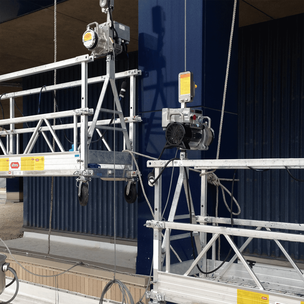 BISOMAC 210 Traction Hoist Bee Access